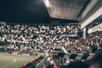 央视拒签天价版权，FIFA正在亲手毁掉世界杯（配图示意）